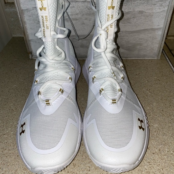 Under Armour Highlight Ace 2.0 Volleyball Shoes - Picture 3 of 10